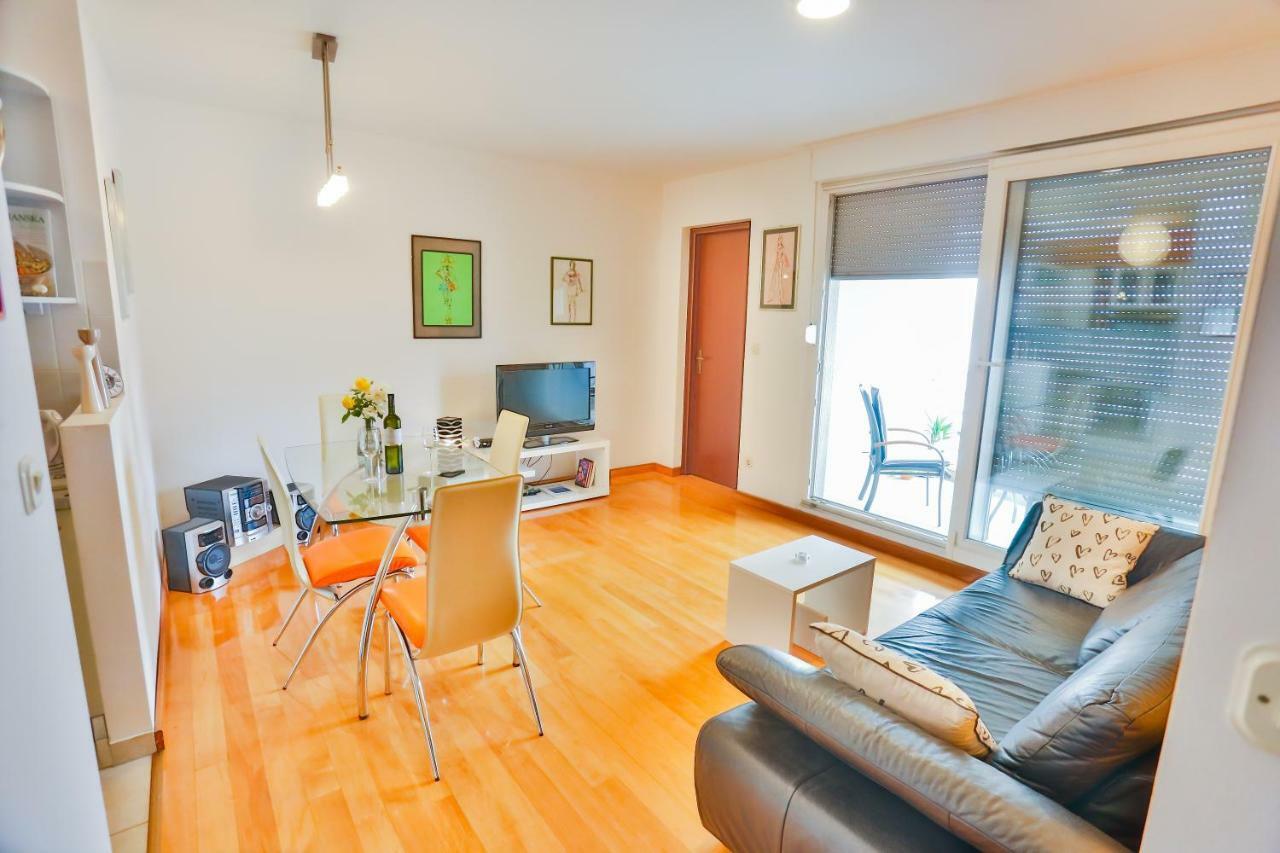 Ibis Apartment Split Exterior foto